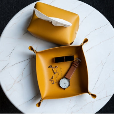 Vide-poche-cuir-carre-pressions-jaune_montre