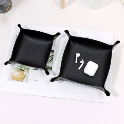 Vide-poche-cuir-carre-pressions-noir_pratique