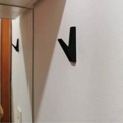 patere-design-noire-entree