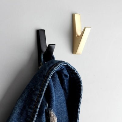 patere-design-veste-jean-suspendue