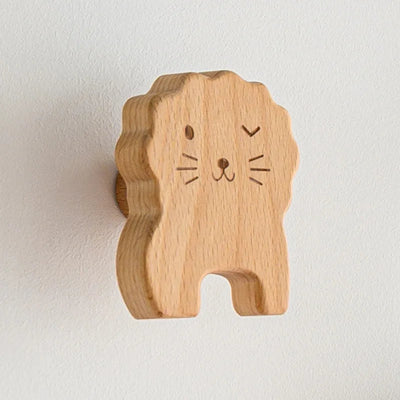 patère en bois forme lion clin oeil