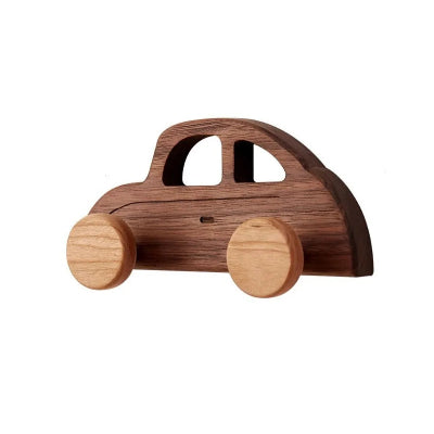 patère en bois forme voiture arrondie