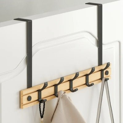 Patere-porte-manteau-bois-suspendu-sur-porte