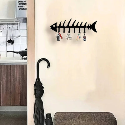 clés suspendues sur porte clés mural squelette poisson noir parapluie