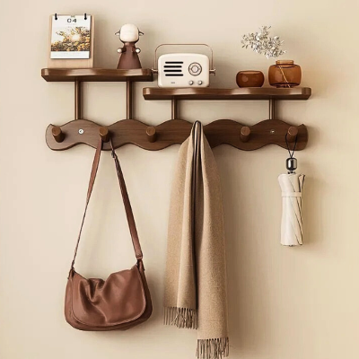 porte manteau bois deux étagères quinconces calendrier plante