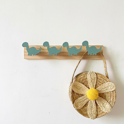 porte-manteau-enfant-dinosaure-sac-pendu-forme-fleur