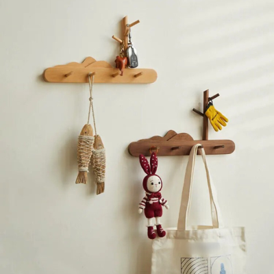sac clés accrochés porte manteau mural bois forme arbre