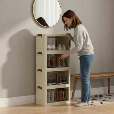 femme souriante prend chaussures dans rangement chaussures boite double portes
